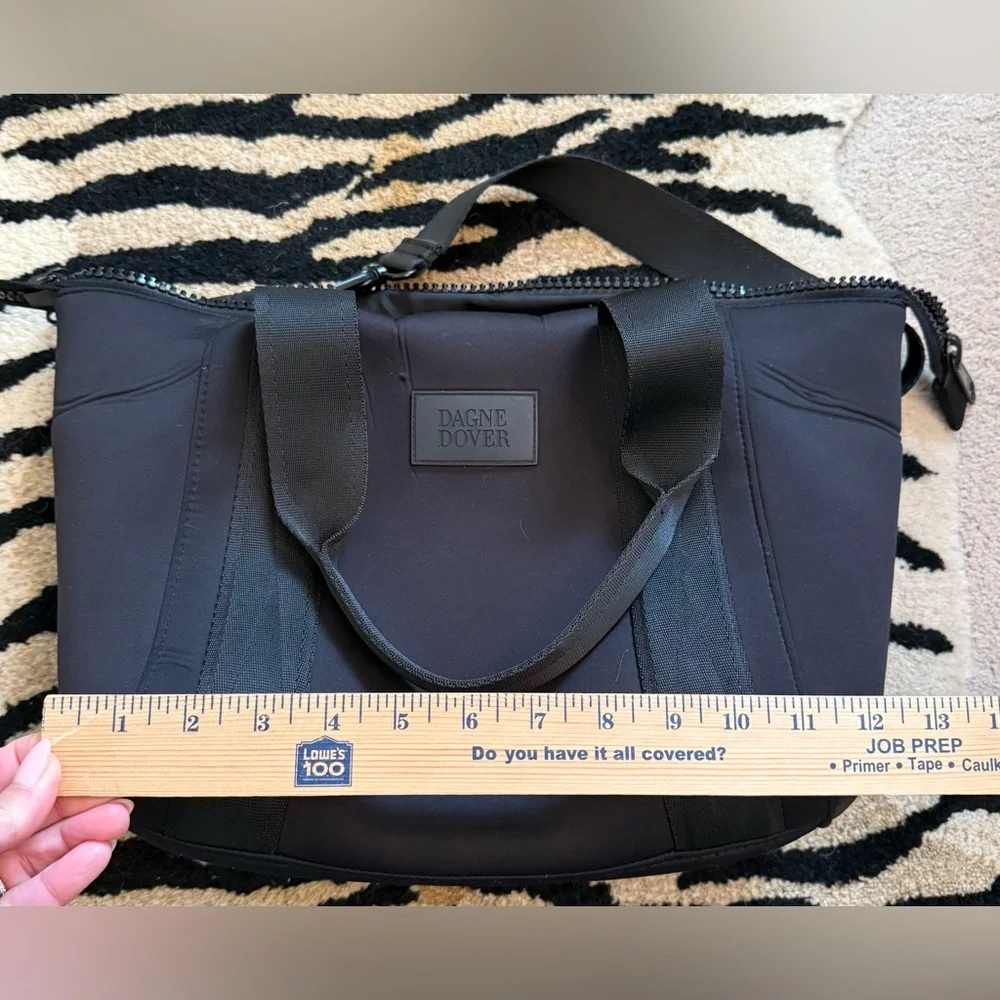 Dagne Dover Landon Neoprene Carryall Bag Small EUC - Picture 11 of 15
